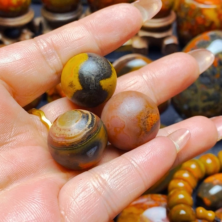 玛瑙/玉髓颈饰未镶嵌?****?