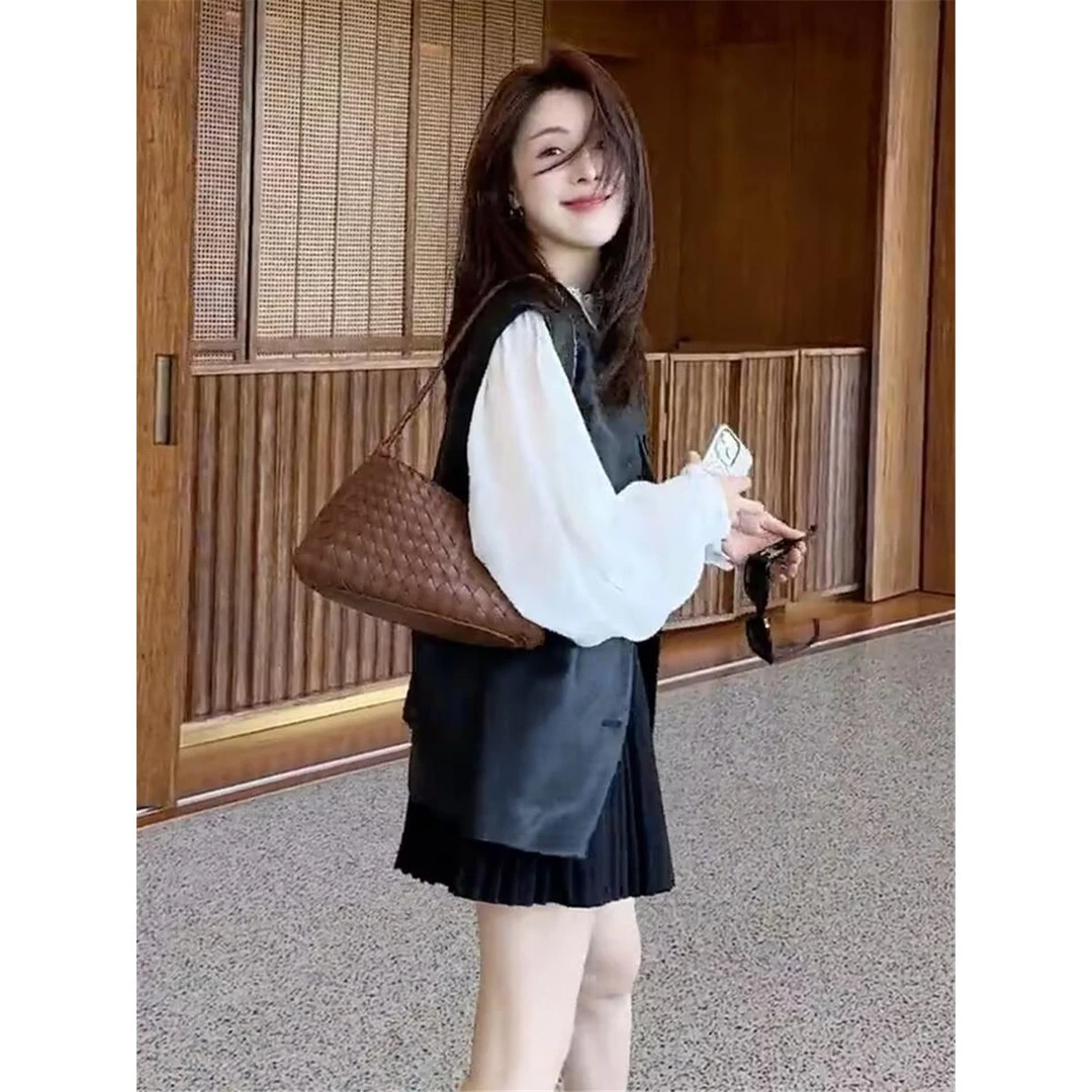 黑色pu皮马甲女外穿春秋季新款小个子时髦洋气时尚百搭马夹外套