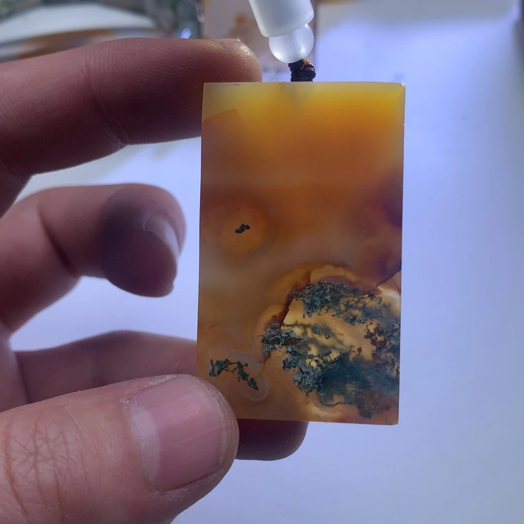 玛瑙/玉髓颈饰未镶嵌沙**洲