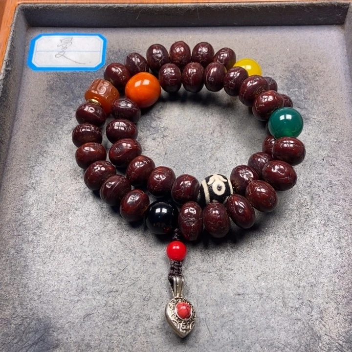 凤眼菩提吊坠菩提