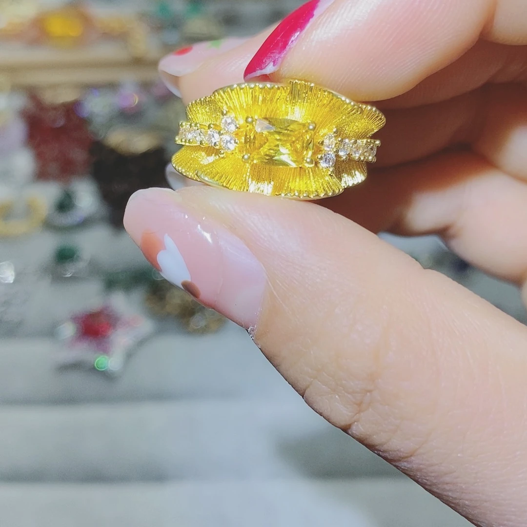 【闪购商品】托帕石耳饰银S925镶嵌