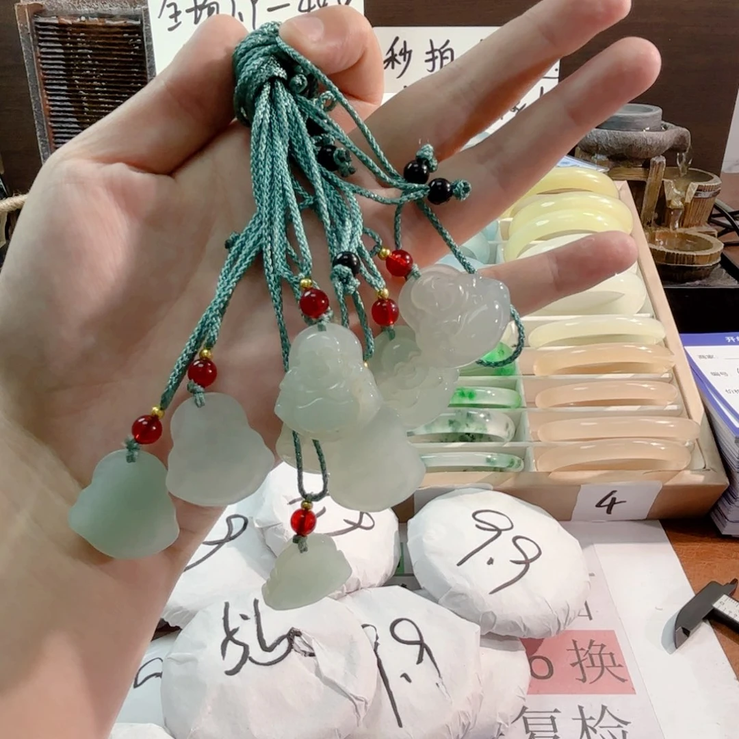 石英质玉手镯未镶嵌2