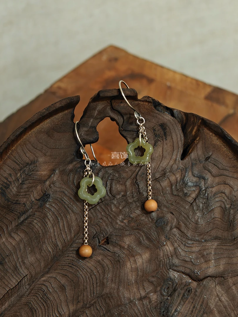 喜饰sees【花漾】和田玉耳饰00019089