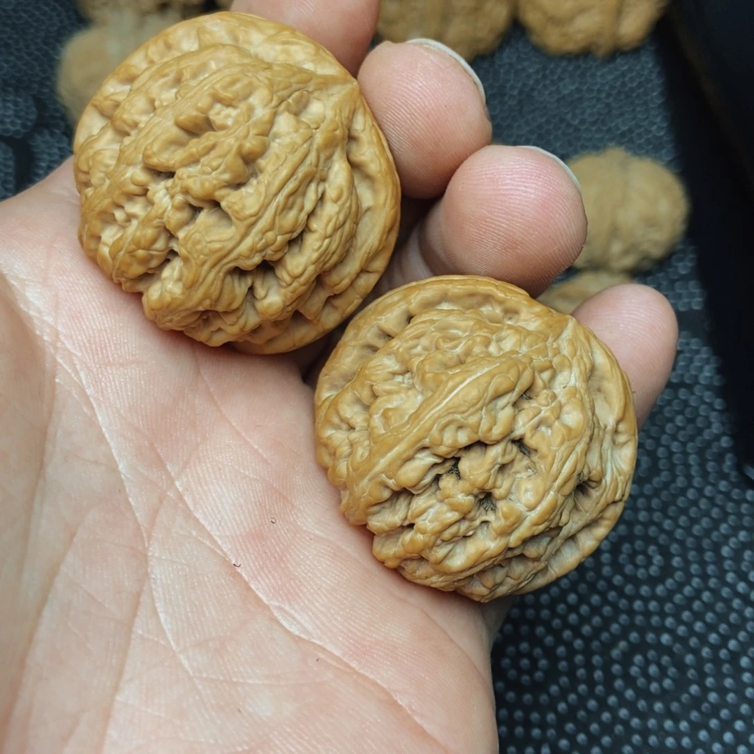 明***.文玩核桃把件38大粗筋