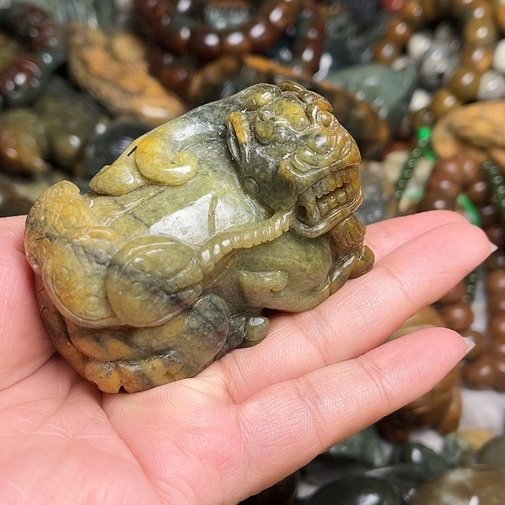 岫岩河磨玉（透闪石质玉）未镶嵌挂件