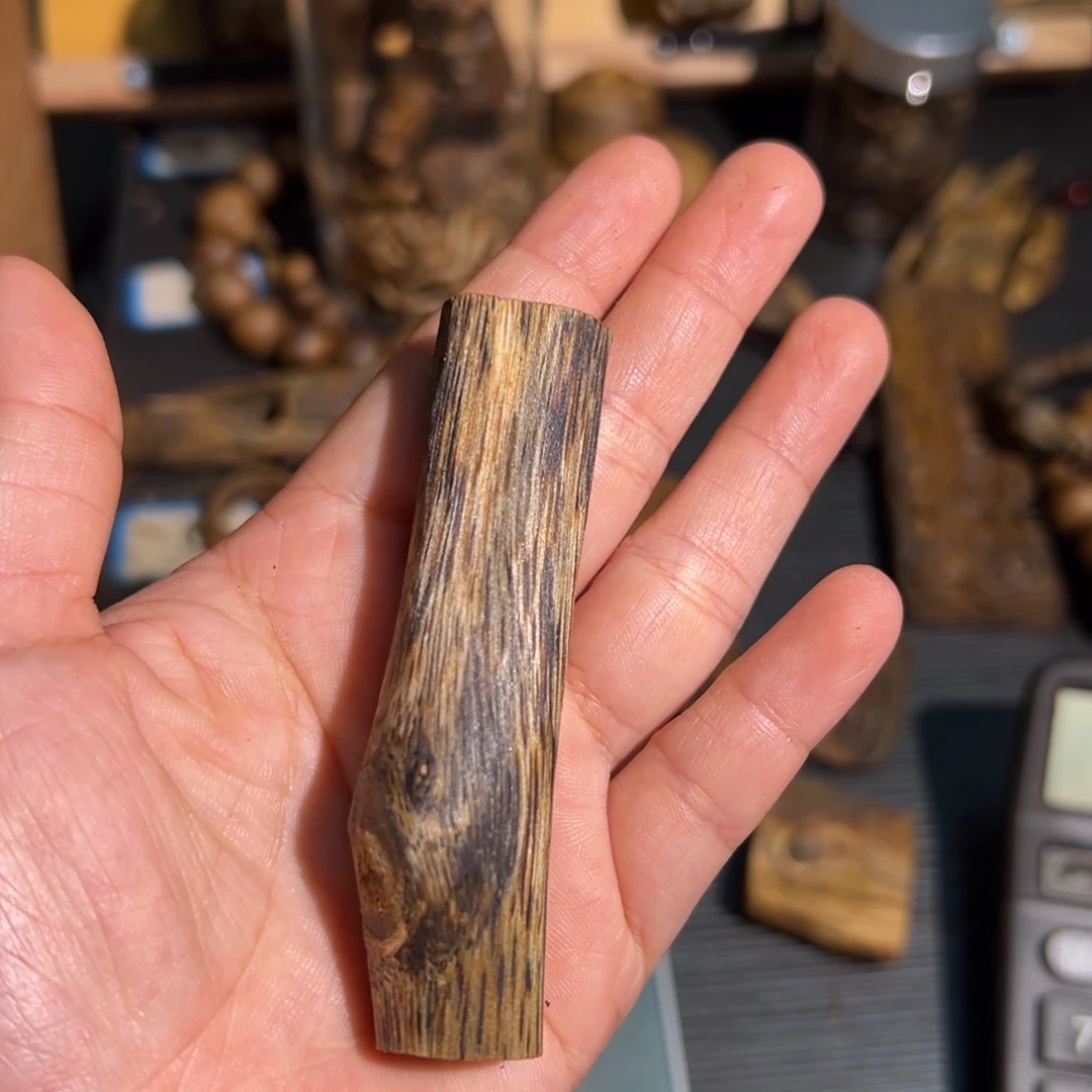 沉香碎屑沉香白棋楠素牌块料12克