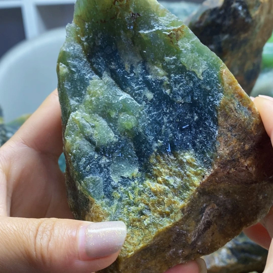 未镶嵌蛇纹石玉原石