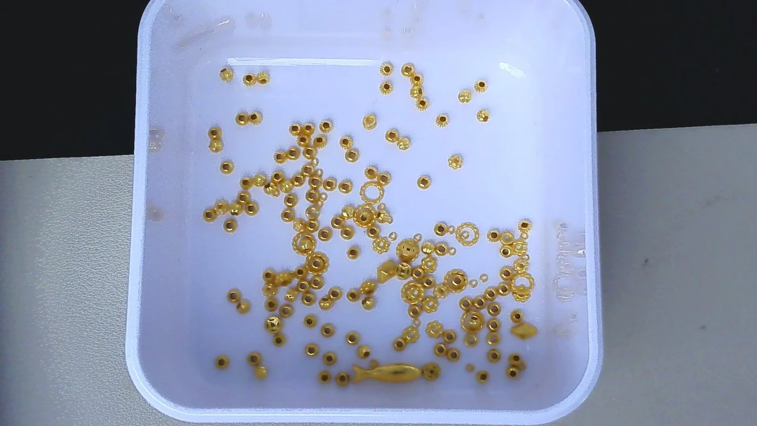 黄金足金小金 豆