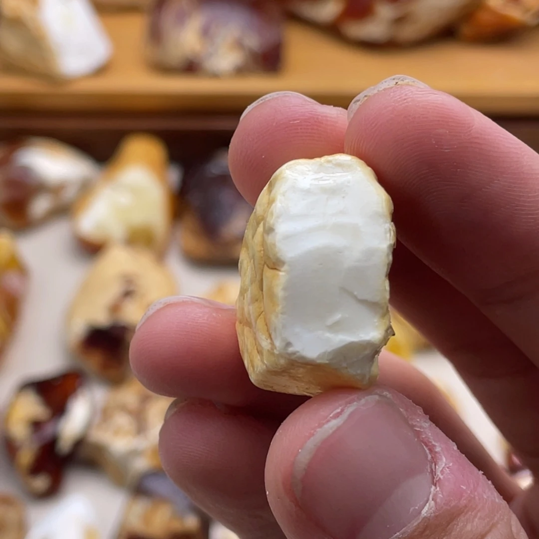 定制琥珀未镶嵌一**过天然蜜蜡吊坠