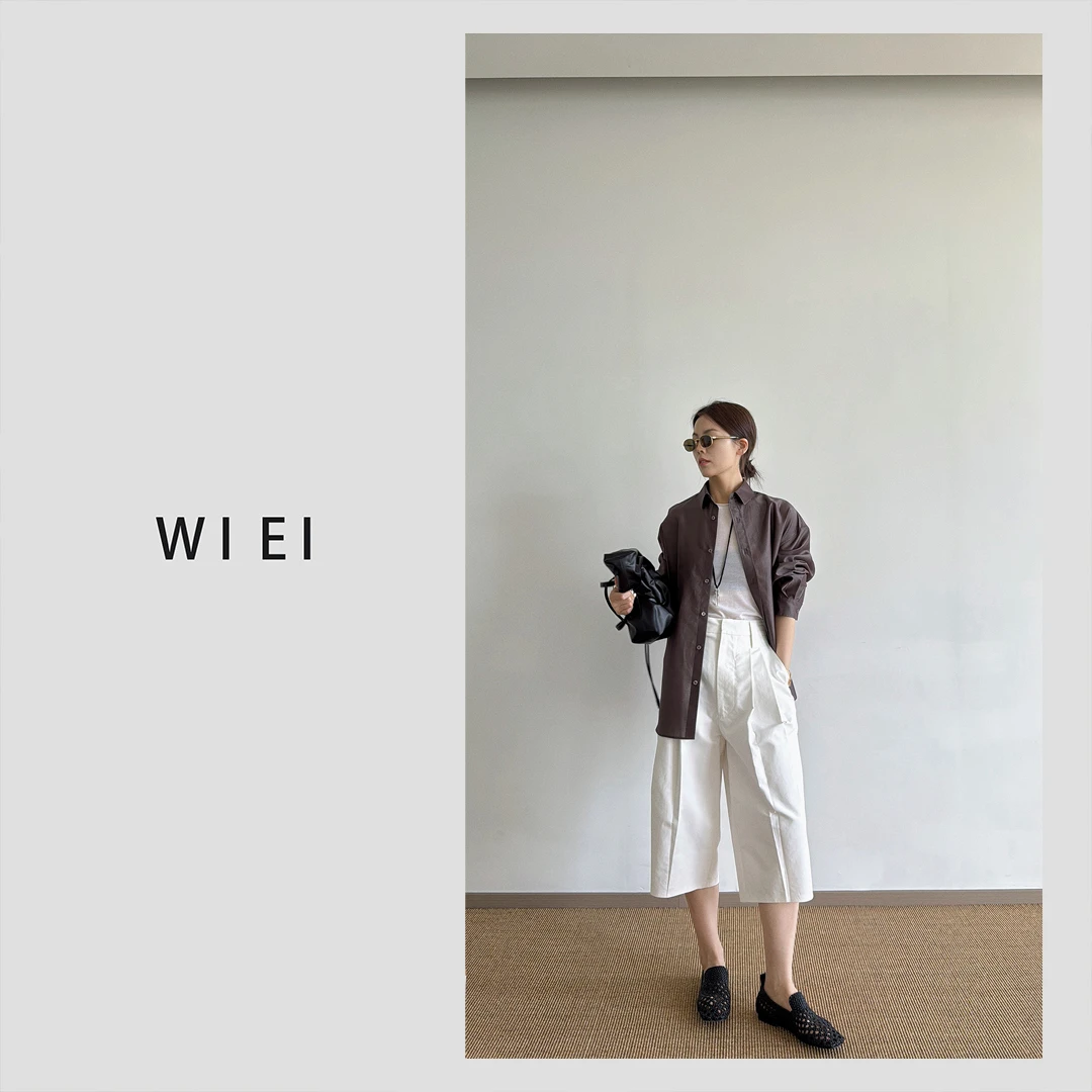 《WI EI》7月的天 ，黑标*16MM桑蚕丝極简轻薄透气丝光衬衫W25C033
