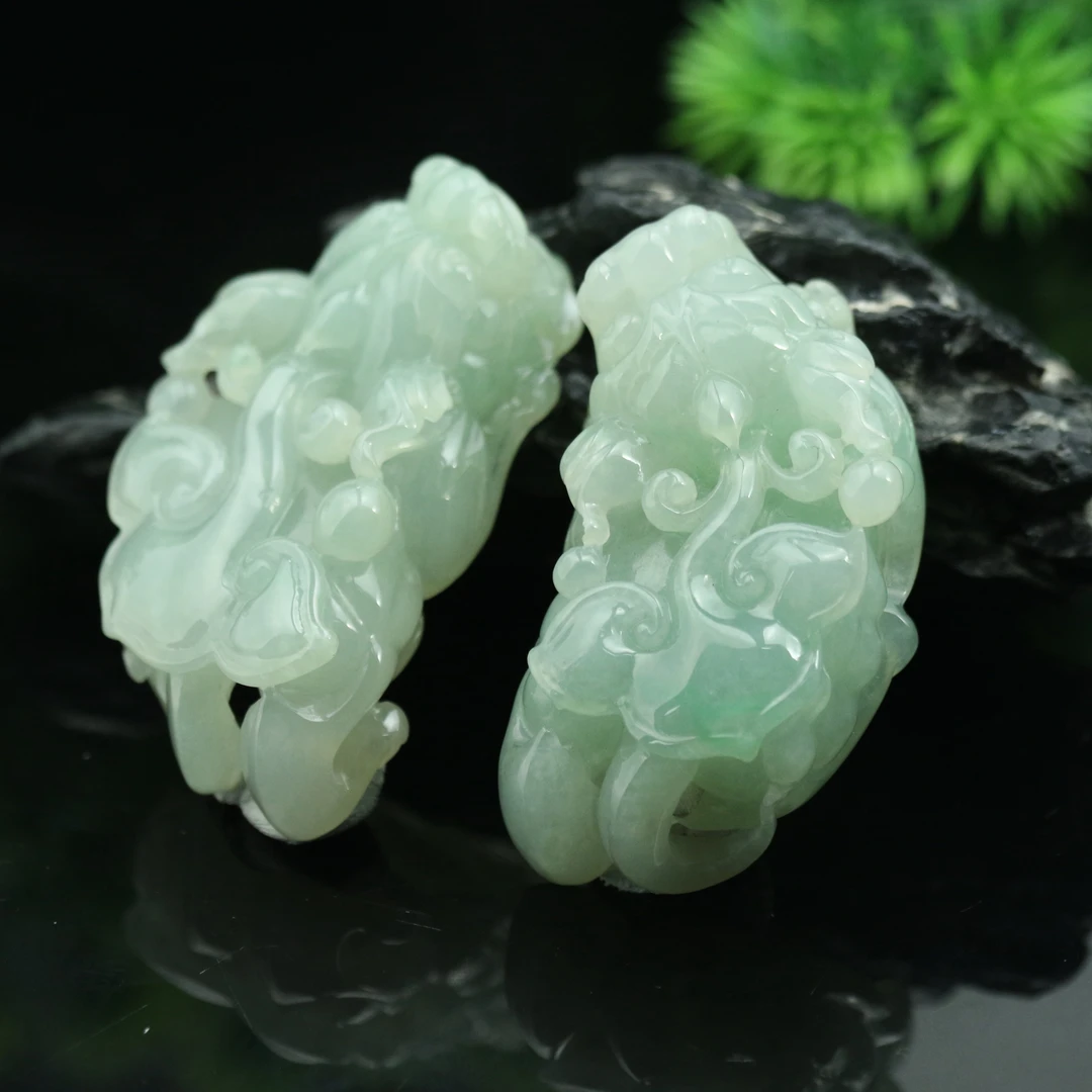 FC34天然缅甸翡翠A货貔貅一对/000209/保利厦门拍卖