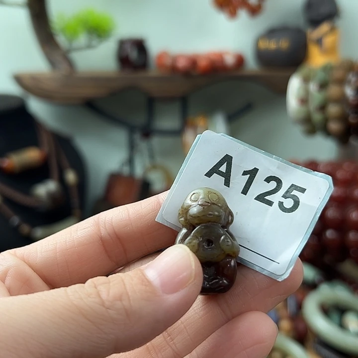 M***9玛瑙/玉髓未镶嵌颈饰