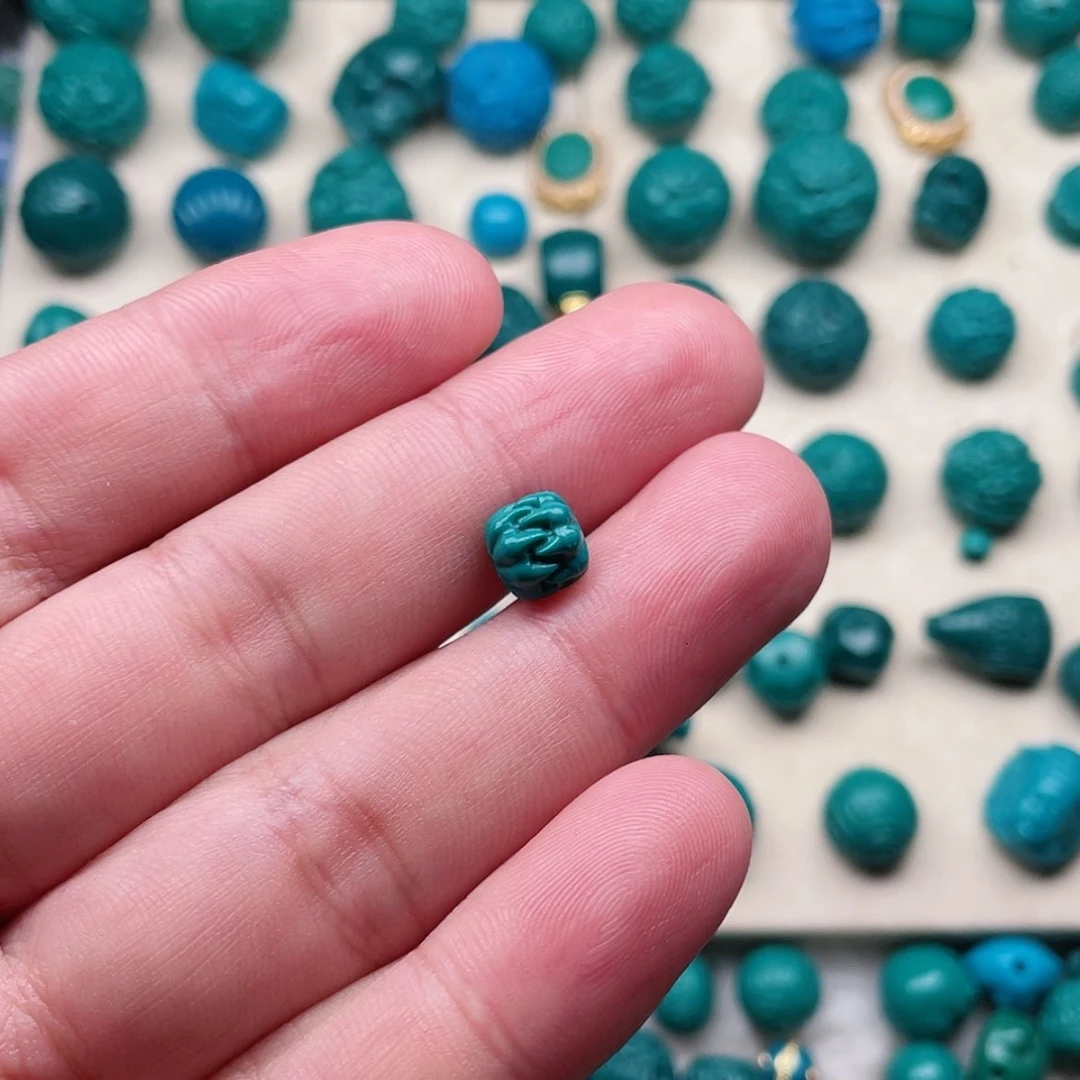 【闪购商品】玻璃颈饰吞噬8×7一个