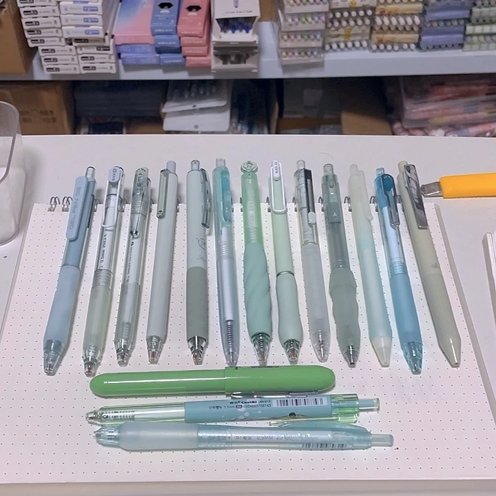 多品牌绿杆黑笔混款16支
