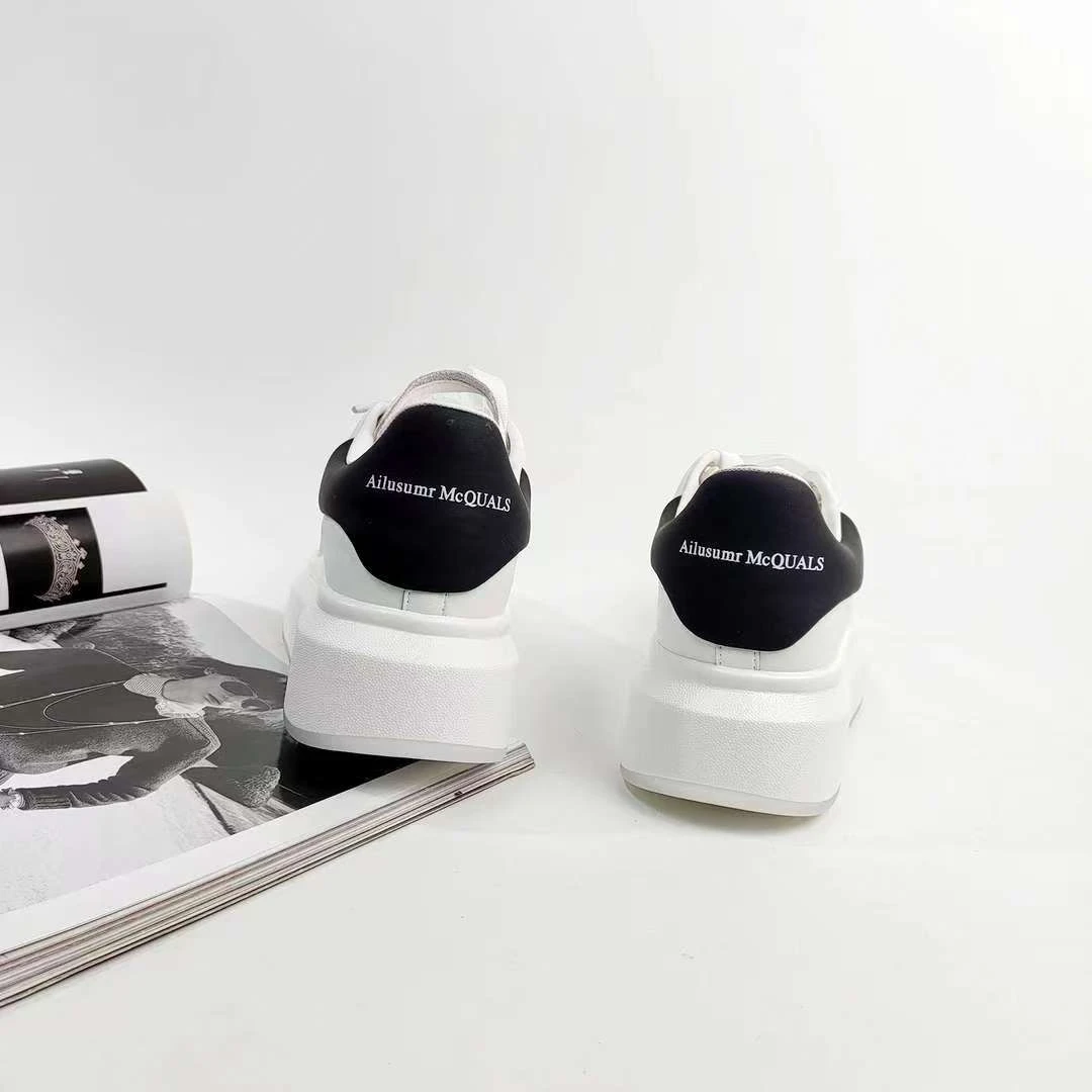 2024秋冬新款时尚厚底真皮女士休闲板鞋-30272