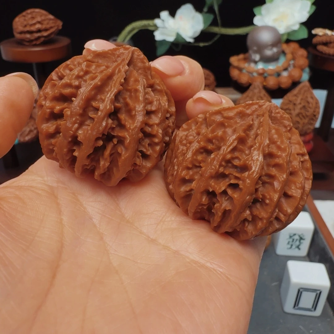 风***主文玩核桃吊坠灯笼