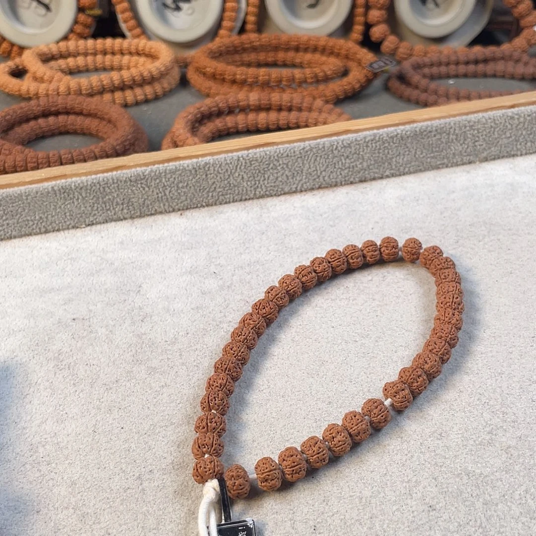 金刚菩提吊坠双龙飞碟