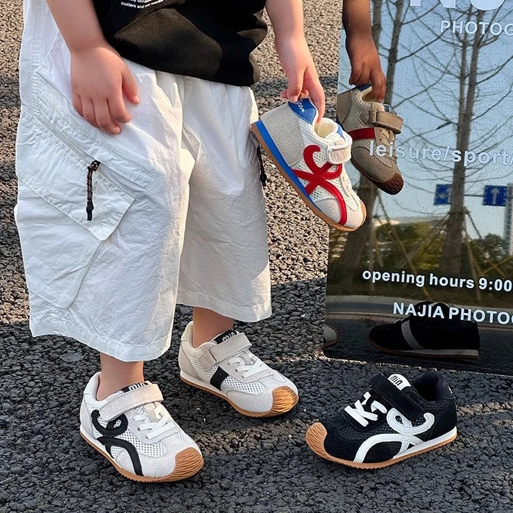 儿童软皮阿甘鞋2025春夏魔术贴女童休闲运动鞋百搭网鞋男童透气