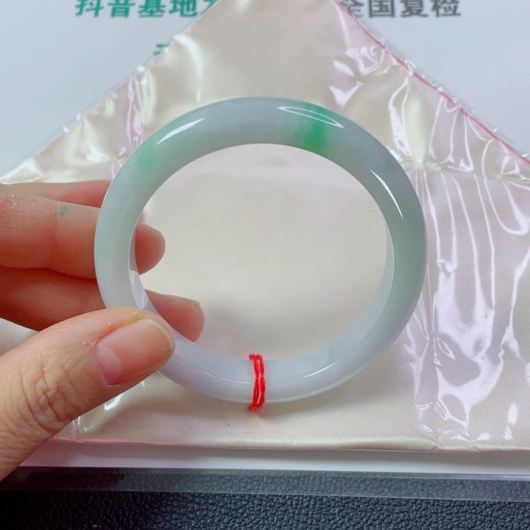 翡翠未镶嵌手镯圈口58.7宽11.8厚8,2