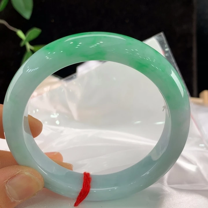 翡翠手镯未镶嵌111-0237