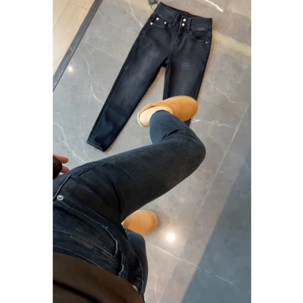 黑灰色高腰弹力小脚牛仔裤女秋冬加绒加厚大码修身显瘦九分铅笔裤