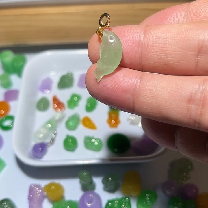 翡翠未镶嵌颈饰无镶嵌002
