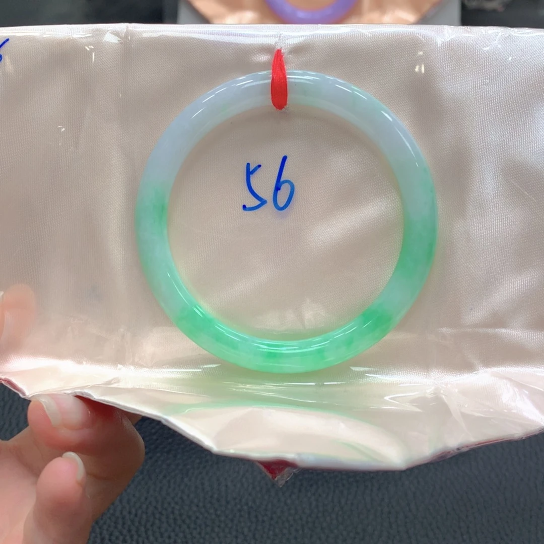 翡翠未镶嵌手镯11