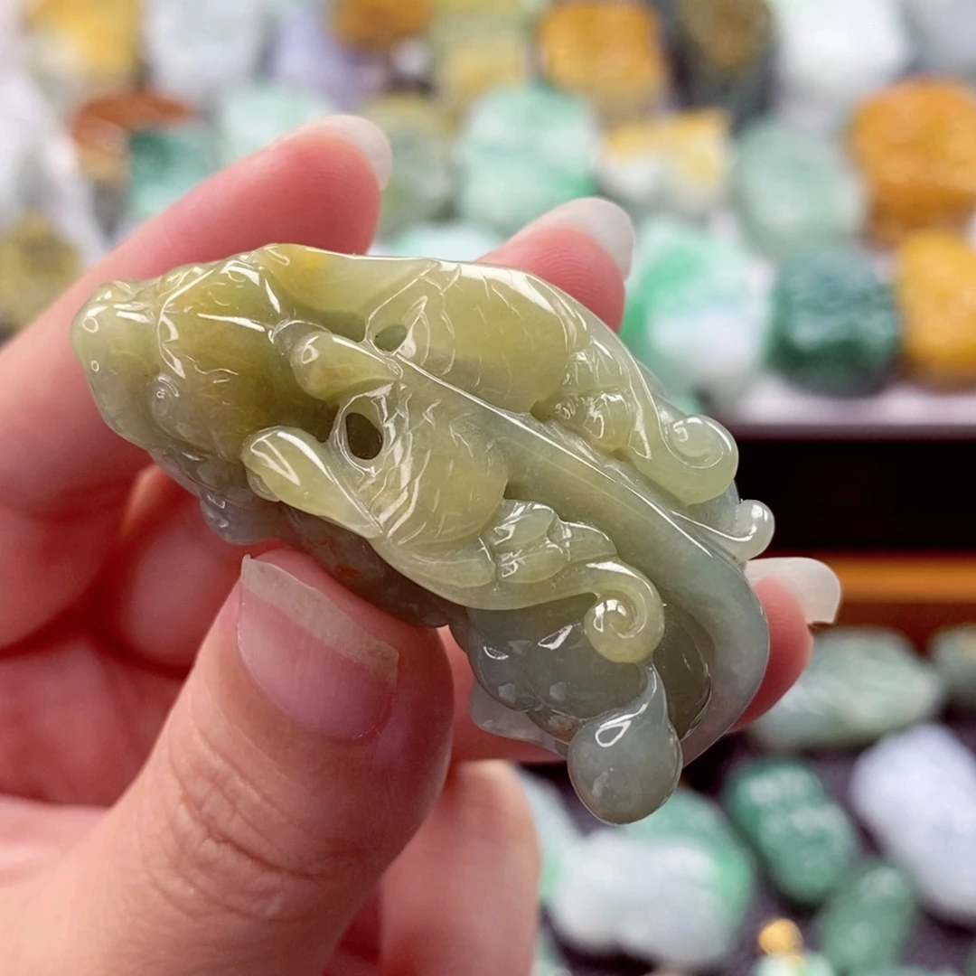 颈饰未镶嵌翡翠翡翠