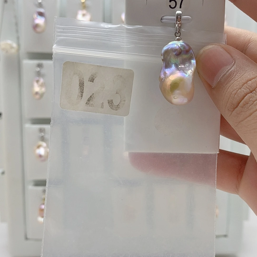 淡水珍珠合金颈饰