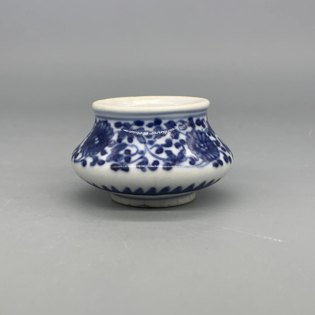 52511064*清乾隆缠枝花卉纹水盂/瓷器五/江苏省文物总店/J