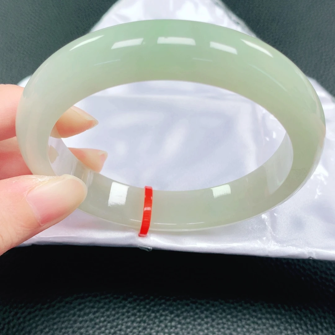 未镶嵌手镯翡翠61圈