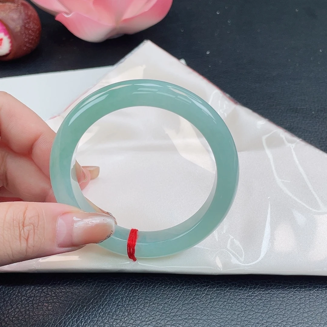 翡翠未镶嵌手镯57正圈甜阳绿