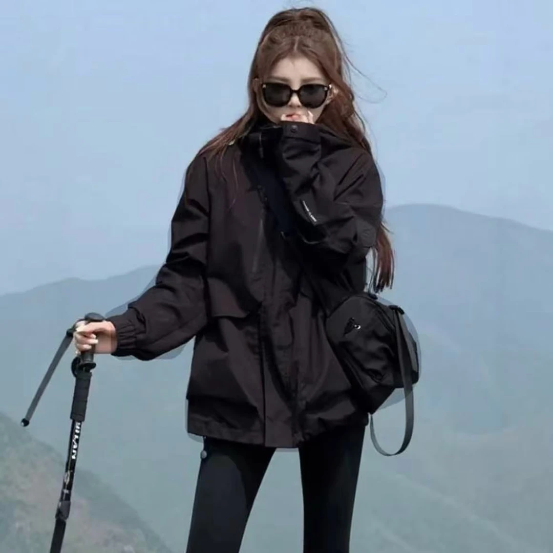 【直播间选款】冲锋衣防风防水三合一男女同款情侣登山服