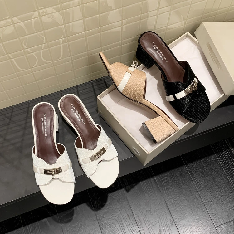 真皮时装凉鞋后拖鞋2025年时尚百搭夏季新款简约粗跟浅口纯色推荐