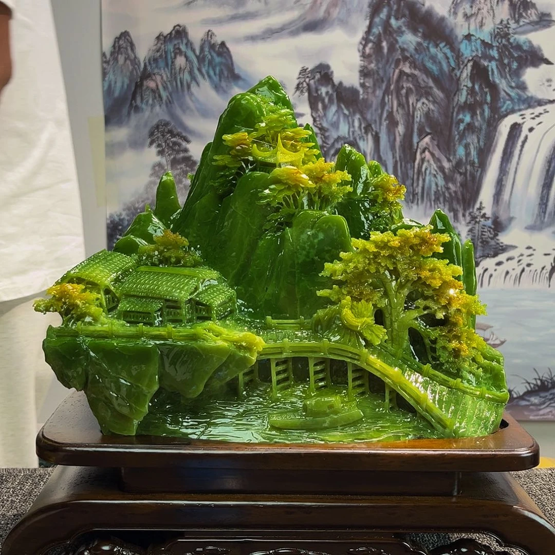 雪***恋玉玉摆件绿色带底座