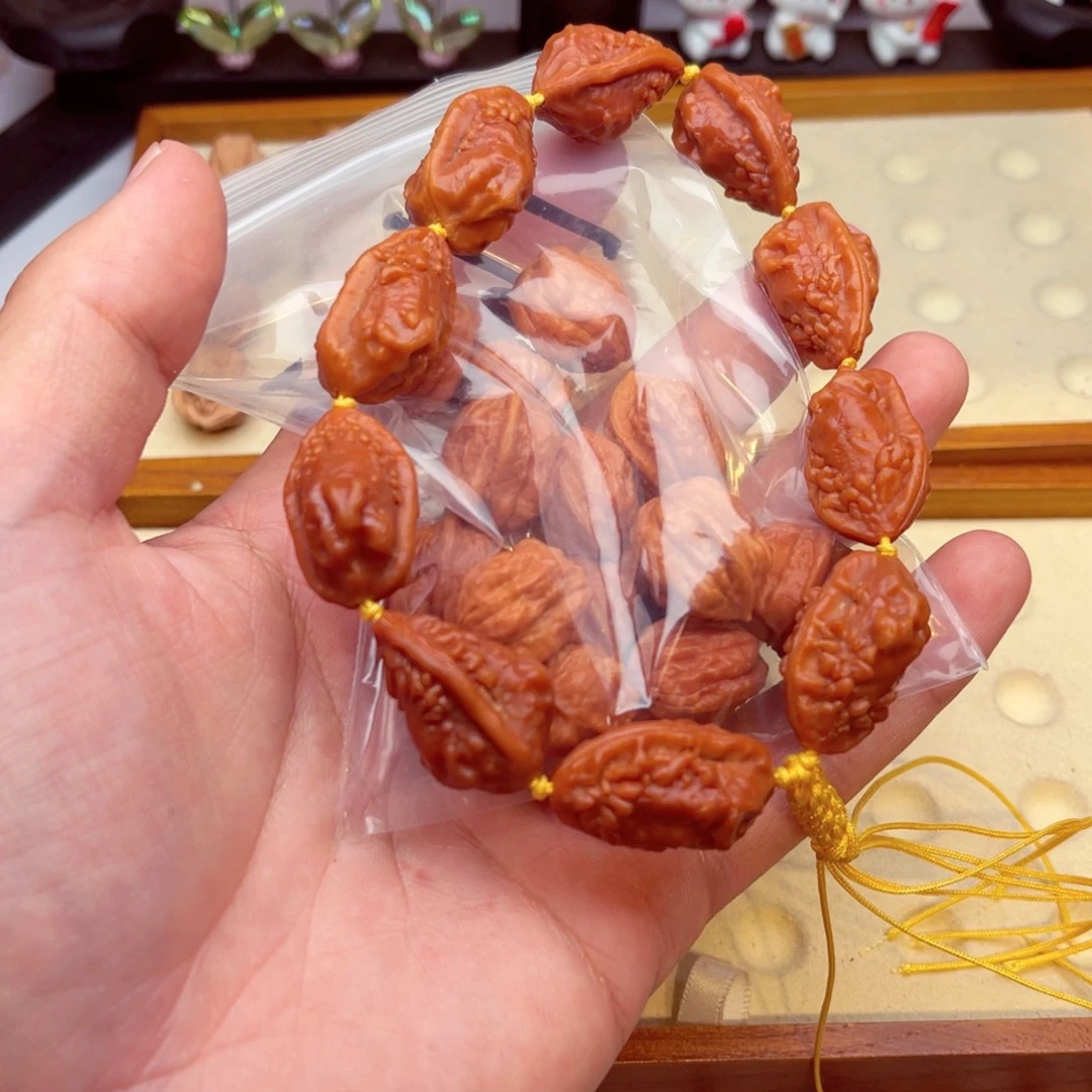 展***鱼文玩核桃手串麒麟角