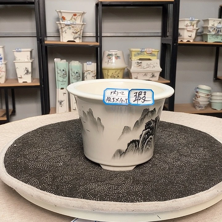 紫砂的花盆很漂亮12