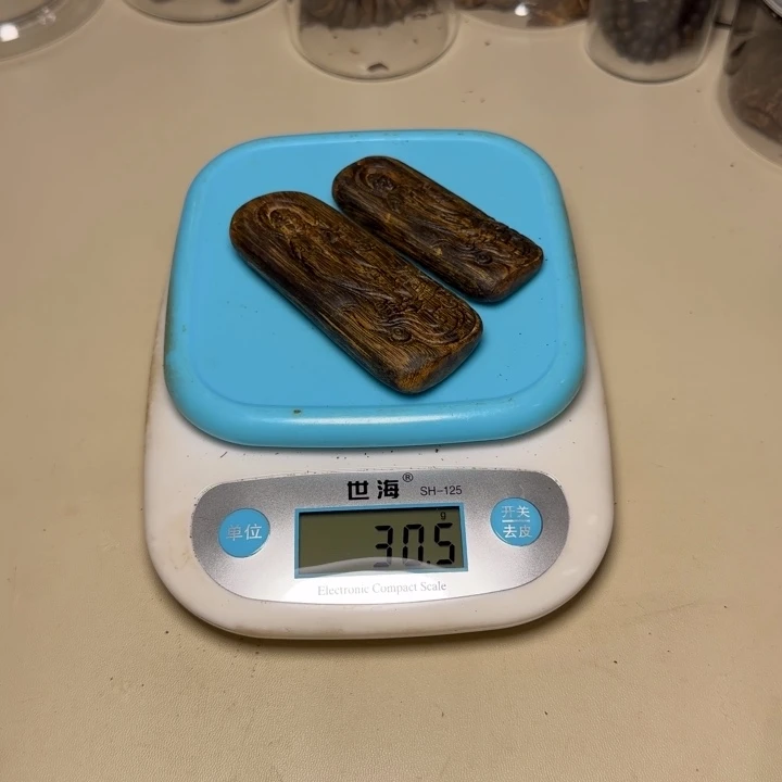 树脂制品紫**来原母树30克