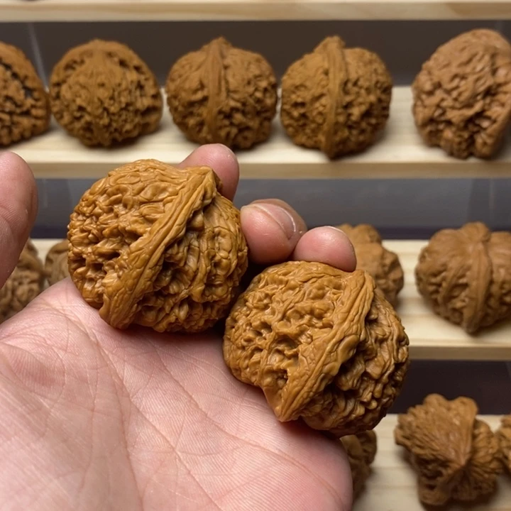 把件核桃夕南疆石