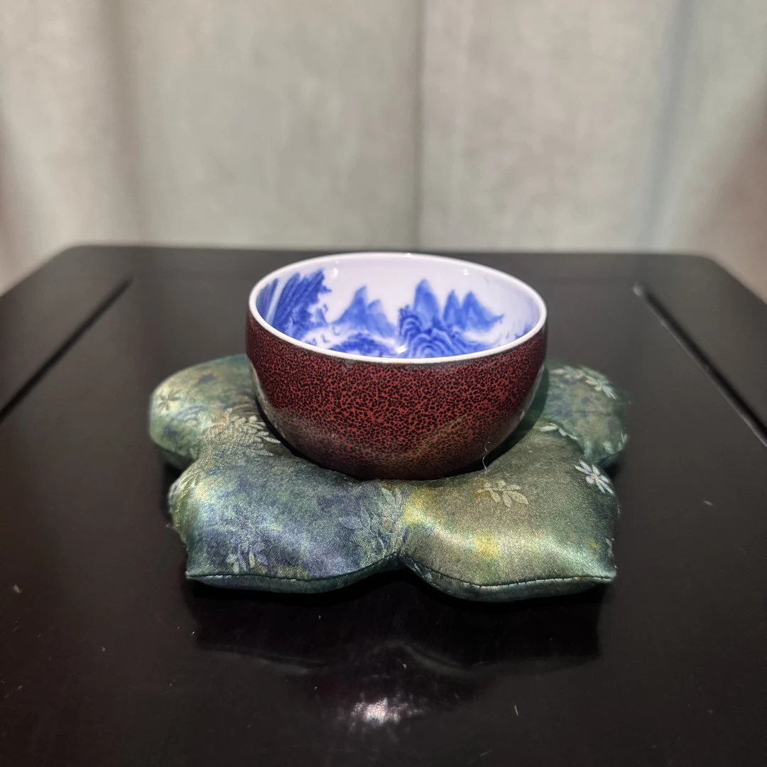 郎红釉纯手绘青花杯寄托款