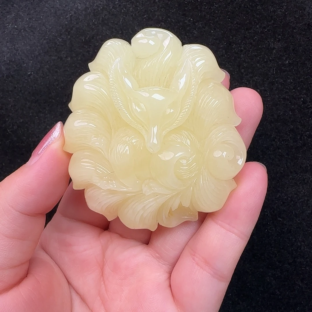 蜜蜡未镶嵌珠宝奇石