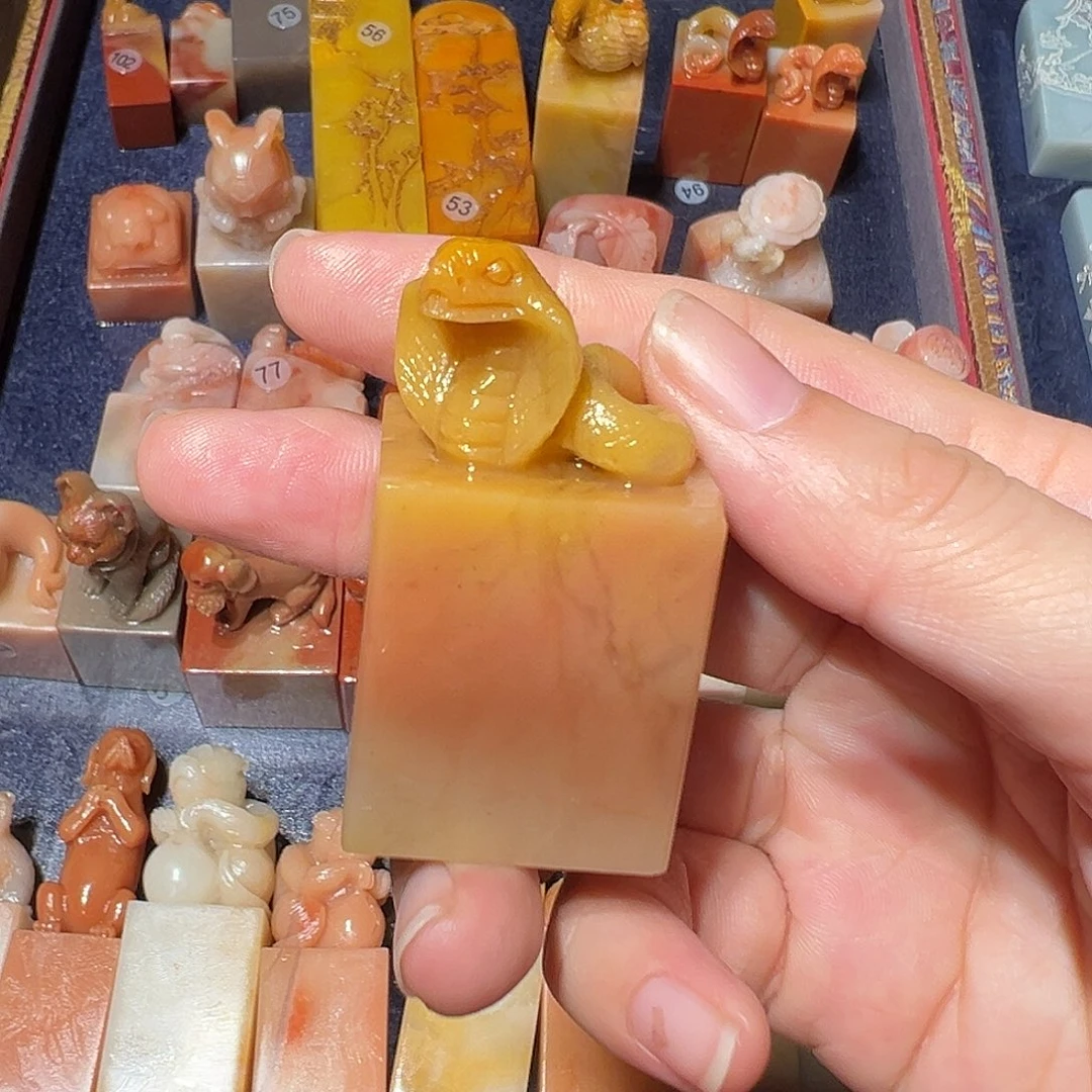 寿山石随机批发1个