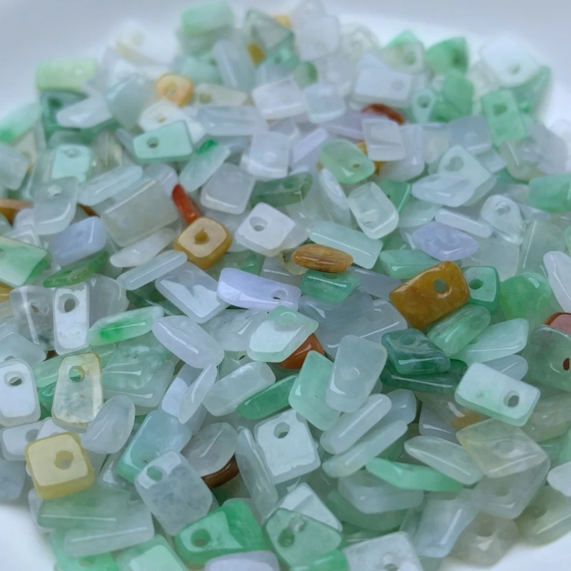 【闪购商品】手链翡翠未镶嵌三彩碎碎石50颗