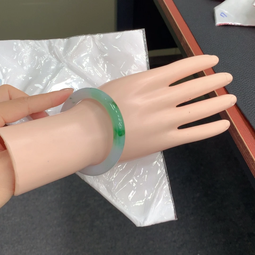 未镶嵌手镯翡翠翡翠