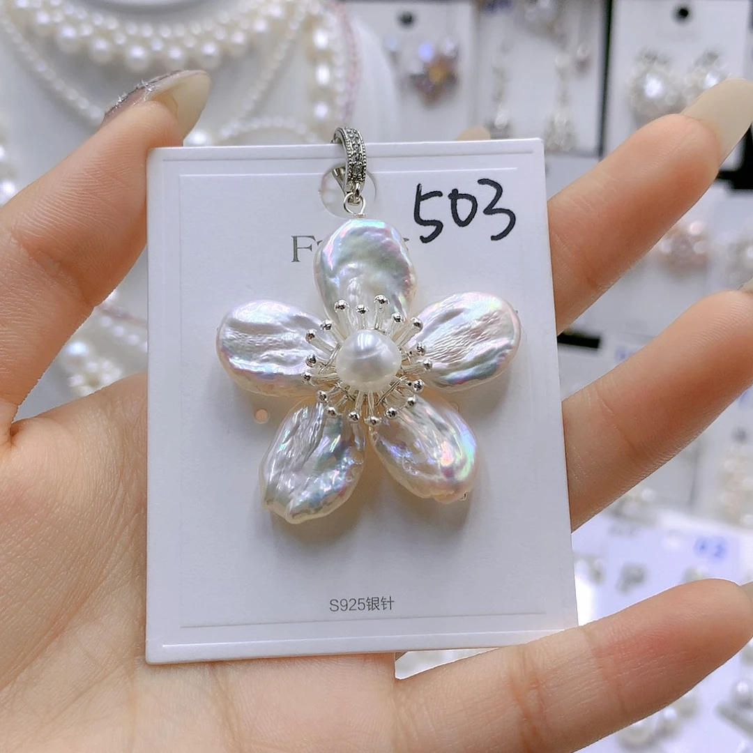 银S925镶嵌耳饰淡水珍珠余***就