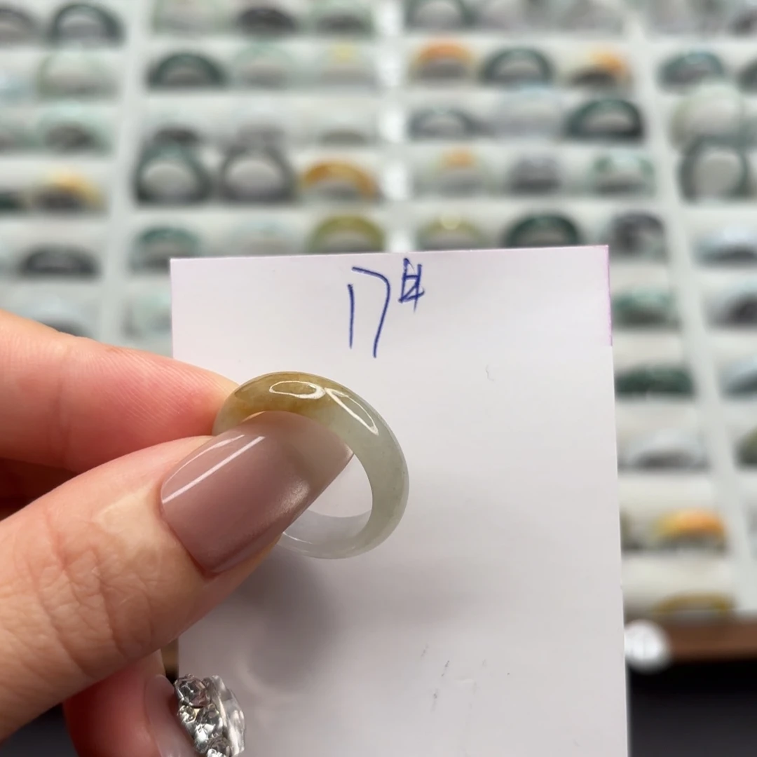 翡翠戒指未镶嵌翡翠