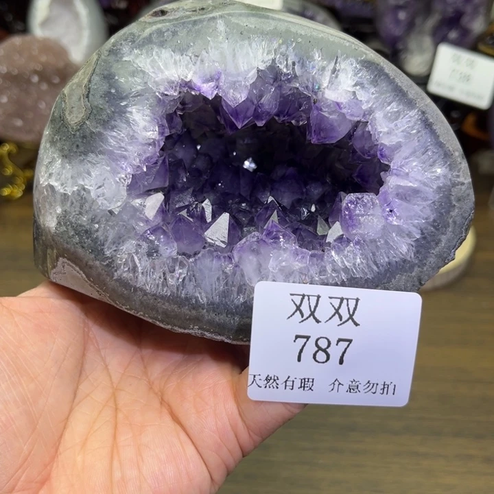 未镶嵌水晶大型摆件（非配饰）