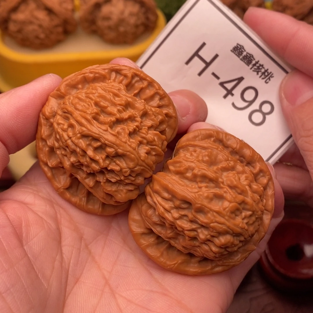 桃核把件狮子头42….