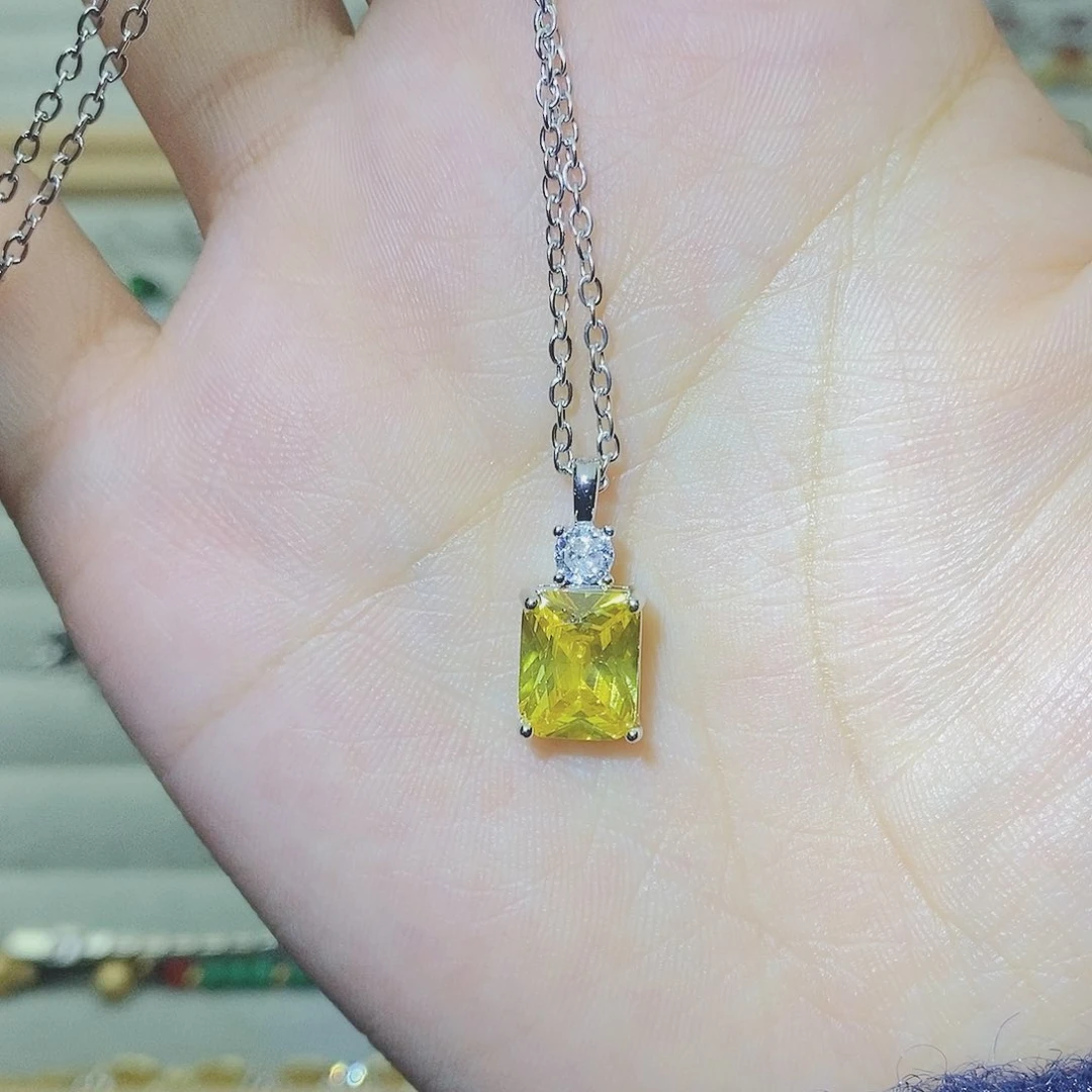 【闪购商品】托帕石耳饰银S925镶嵌