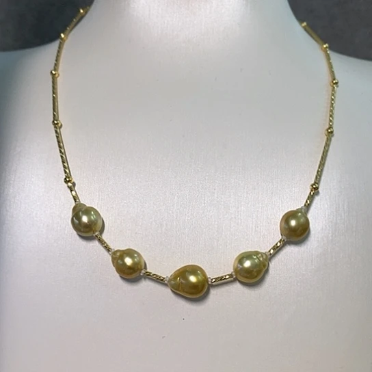 银S925镶嵌海水珍珠颈饰10